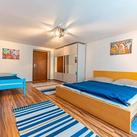 Apartmán Apartman - Pokoj Cislo 2. *